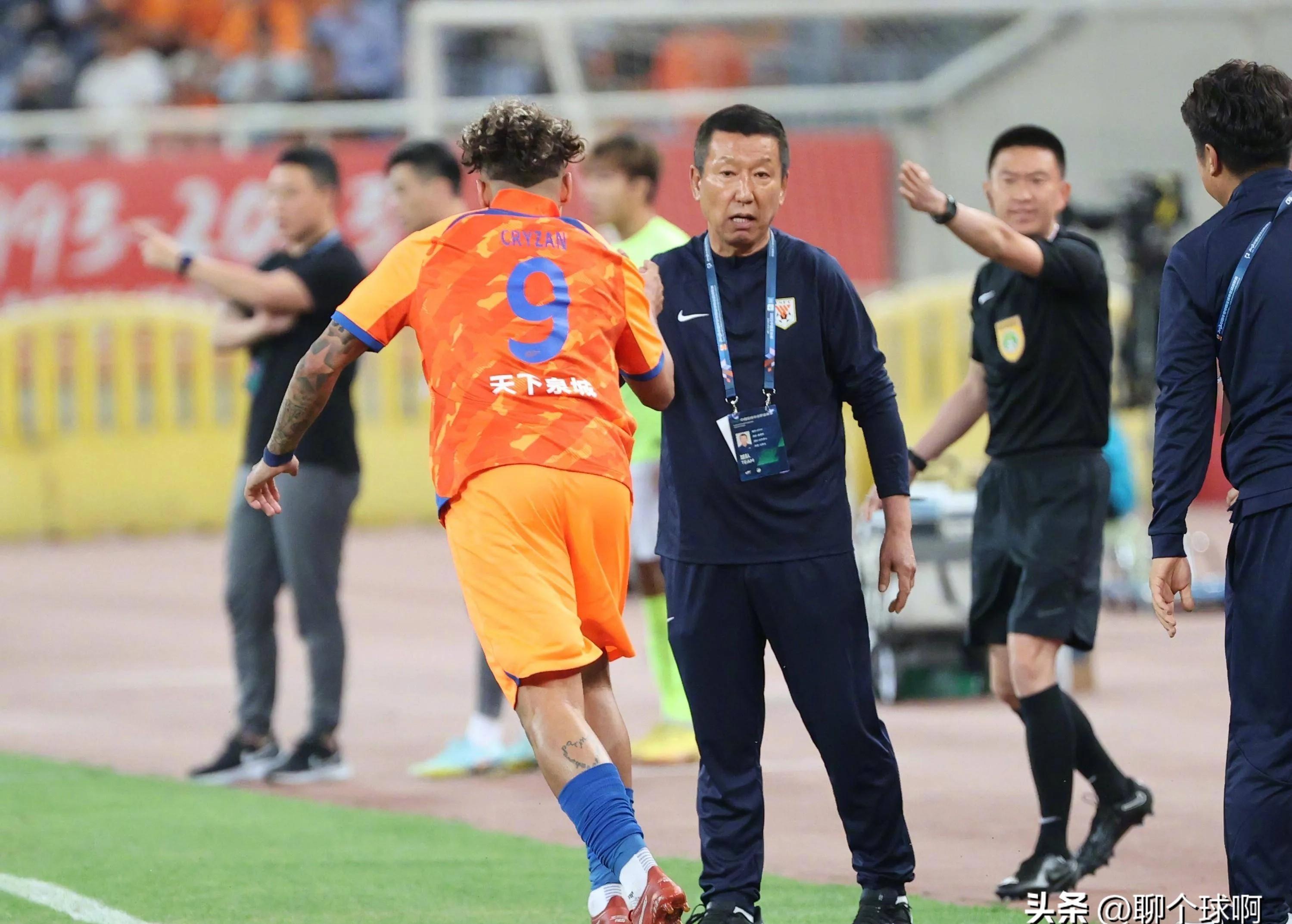 开云体育官网-包含英超倒计时,山东泰山赛后战术微调,细节引发关注,气氛紧张,更衣室氛围转暖的词条