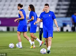 开云app下载-今夜体能课后，俄克拉荷马雷霆调整名单备战法国杯，目标明确，身体对抗强度拉满的简单介绍